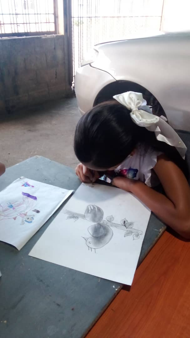 Terrazas del Oeste presenta exposición de dibujo, trazos y garabatos 2 terrazas del oeste presenta exposicion de dibujo trazos y garabatos laverdaddemonagas.com taller2