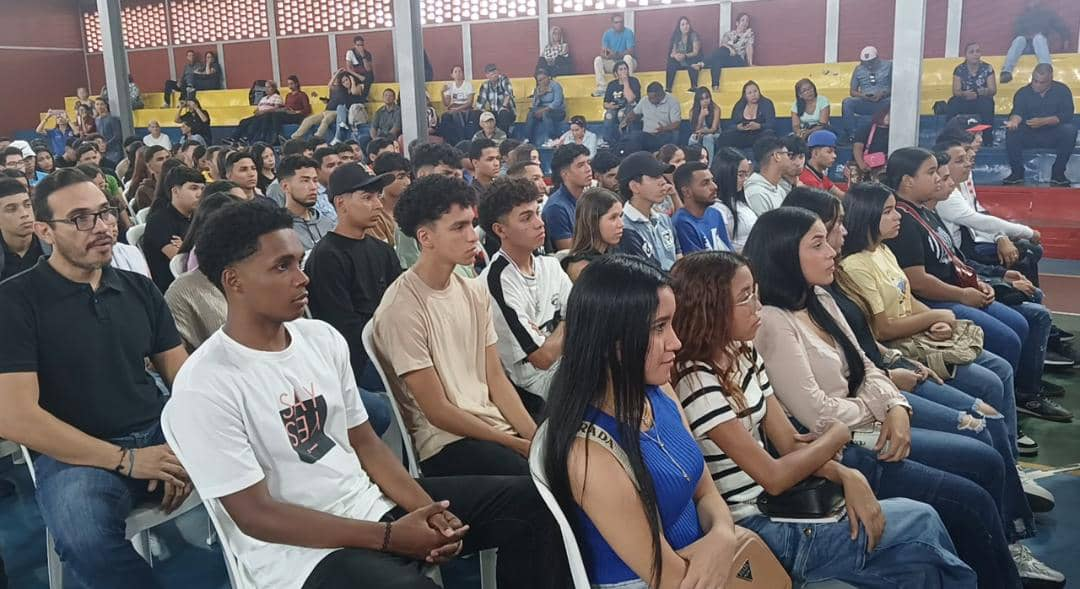 udo recibe 400 estudiantes del nuevo contingente 2025 laverdaddemonagas.com image 2