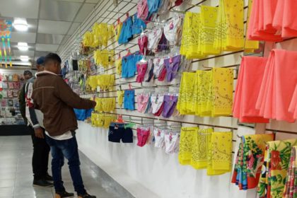Todo a un dólar