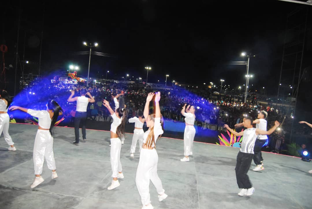 zamora eligio a su soberana del carnaval colorido 2025 laverdaddemonagas.com zamora3