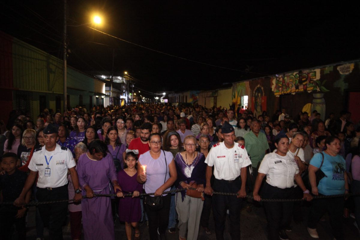 Caripe vibró con fe y devoción en la procesión del Nazareno 2 caripe vibro con fe y devocion en la procesion del nazareno laverdaddemonagas.com santa caripe2