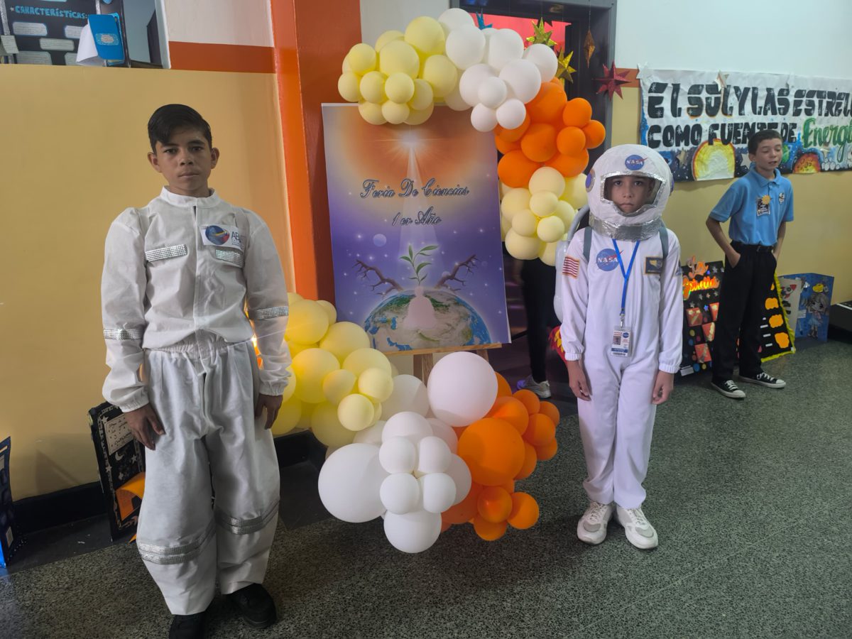 Complejo Educativo Sanz escenario para las ciencias, innovaci贸n y aprendizaje interactivo 4 complejo educativo sanz escenario para las ciencias innovacion y aprendizaje interactivo laverdaddemonagas.com feria4