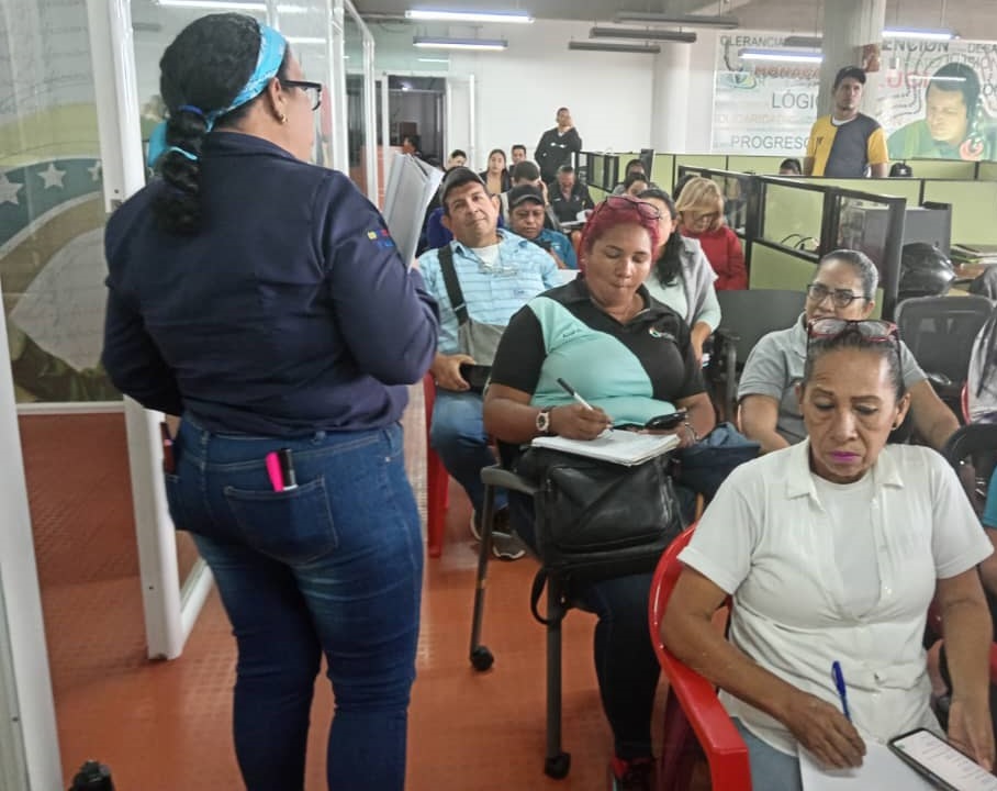 Debaten nuevas leyes de consejos comunales y comunas 2 debaten nuevas leyes de consejos comunales y comunas laverdaddemonagas.com leyes2