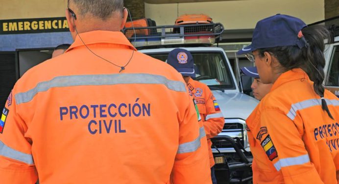 Desplegados más de 2 mil 500 funcionarios por alerta de lluvias en Mérida