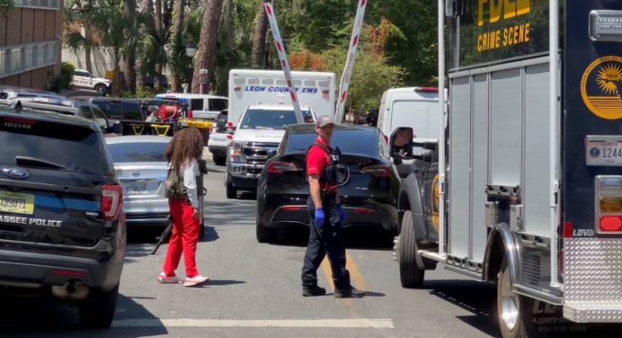 Dos muertos y 7 heridos dejó tiroteo en la Universidad de Florida