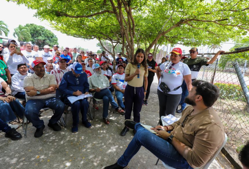 Ernesto Luna realiza asamblea comunitaria en Musipán 1 asamblea