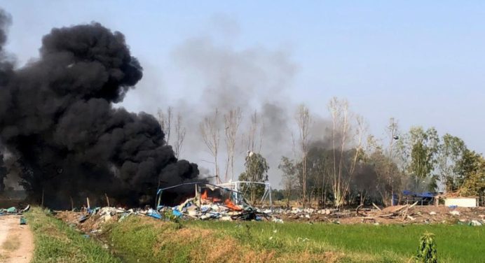 Explosión en la India: 18 fallecidos en una fábrica de fuegos artificiales
