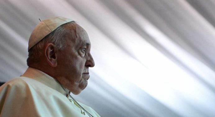 Fallecimiento del Papa Francisco obedece a un ictus cerebral
