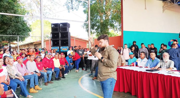 Fuerzas vivas de Piar respaldan a Ernesto Luna como candidato a la Gobernación