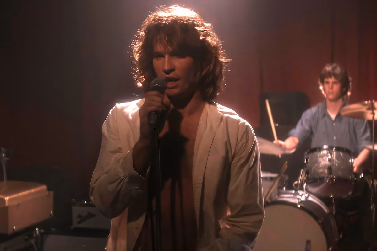 Hollywood rinde tributo al carismático actor Val Kilmer tras su fallecimiento 4 hollywood rinde tributo al carismatico actor val kilmer tras su fallecimiento laverdaddemonagas.com jim morrison val kilmer