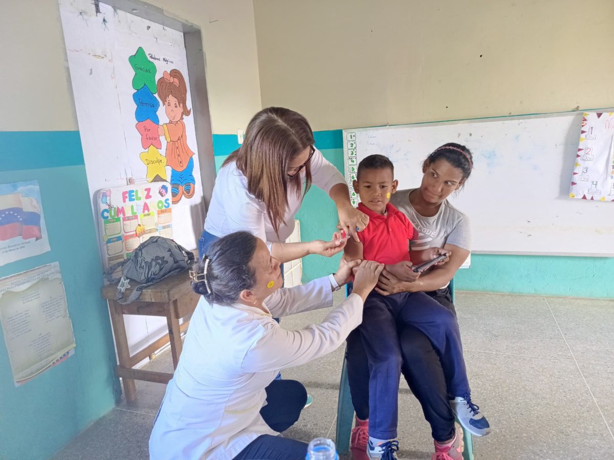 Insamonagas realiza despliegue de vacunación contra la poliomielitis 3 insamonagas realiza despliegue de vacunacion contra la poliomielitis laverdaddemonagas.com polio3