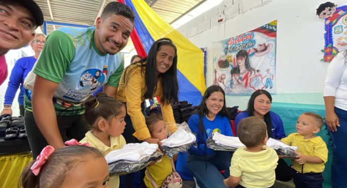 Jornada “Por amor al semillero de la Patria” benefician a más de 250 niños de Santa Inés