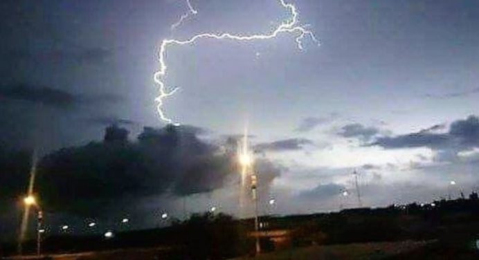 Lluvias con actividad eléctrica en las próximas horas para este 28-abril