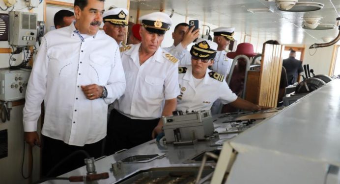 Maduro invita a Rusia a explorar los mares venezolanos en señal de cooperación