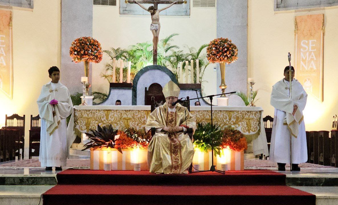 Misa de Jueves Santo celebra el inicio del Triduo Pascual 3 misa de jueves santo celebra el inicio del triduo pascual laverdaddemonagas.com monsenor enrique perez lavado1