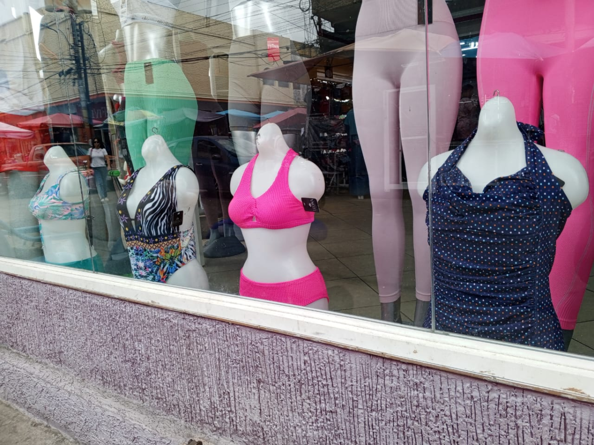 monaguenses comienzan a adquirir sus trajes de bano para el asueto de semana santa laverdaddemonagas.com image 2
