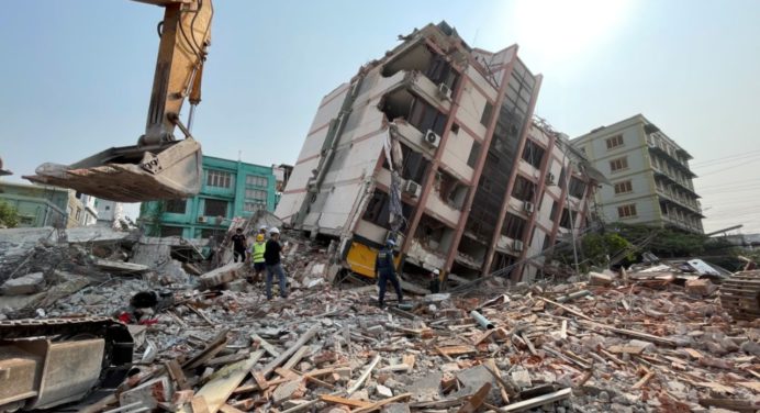 Myanmar es sacudido nuevamente por un terremoto