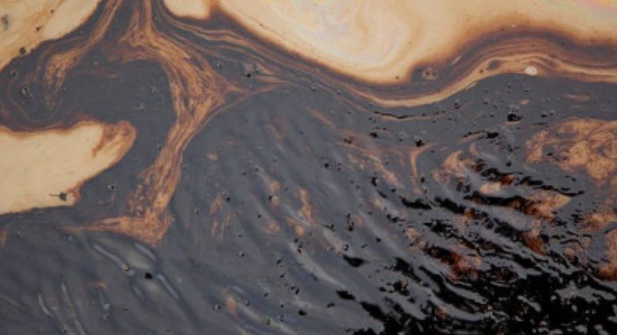 Otro derrame de petróleo se registra en zona amazónica de Ecuador