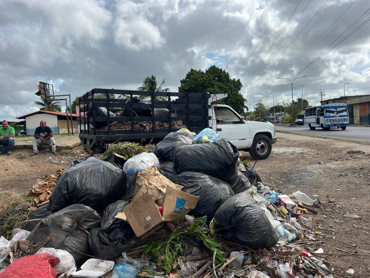 Polimaturín detuvo a sujeto que arrojaba basura en área prohibida 2 polimaturin detuvo a sujeto que arrojaba basura en area prohibida laverdaddemonagas.com basura2