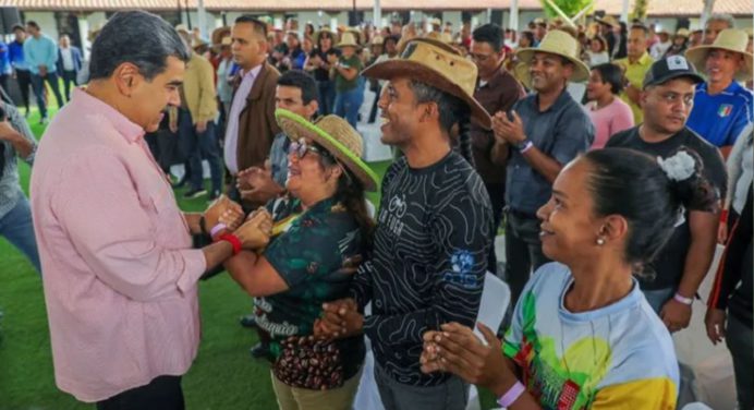 Presidente Maduro conmemora Día Mundial de la Lucha Campesina este Jueves Santo