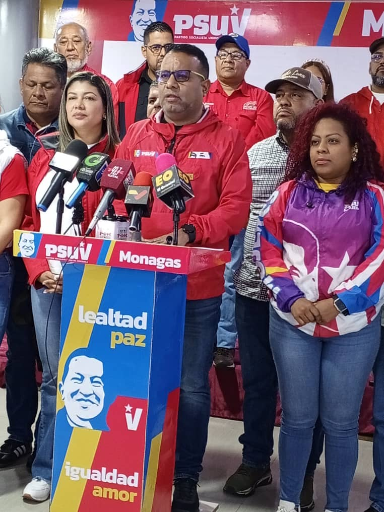 PSUV celebra anuncio presidencial para reelección de Ernesto Luna 2 psuv celebra anuncio presidencial para reeleccion de ernesto luna laverdaddemonagas.com image 1