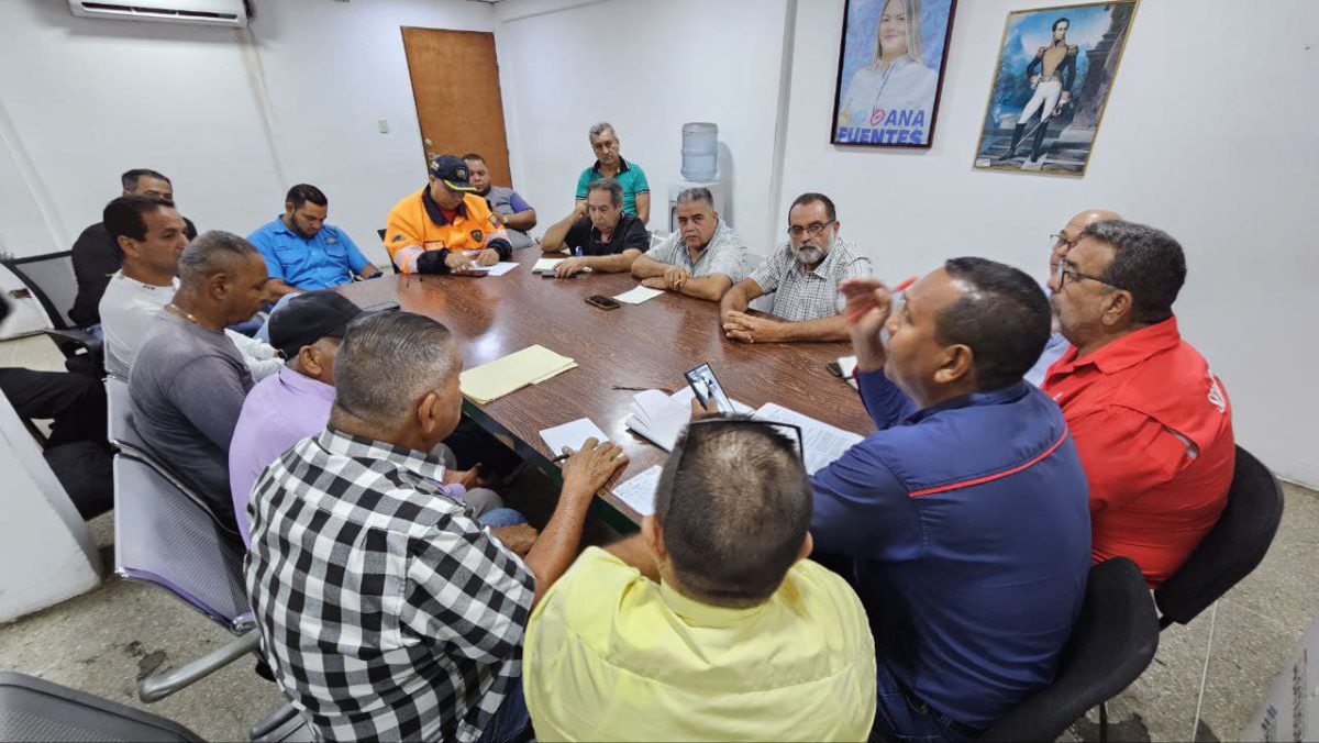 Realizan primera discusión de aumento del pasaje en Maturín 2 realizan primera discusion de aumento del pasaje en maturin laverdaddemonagas.com reunion2