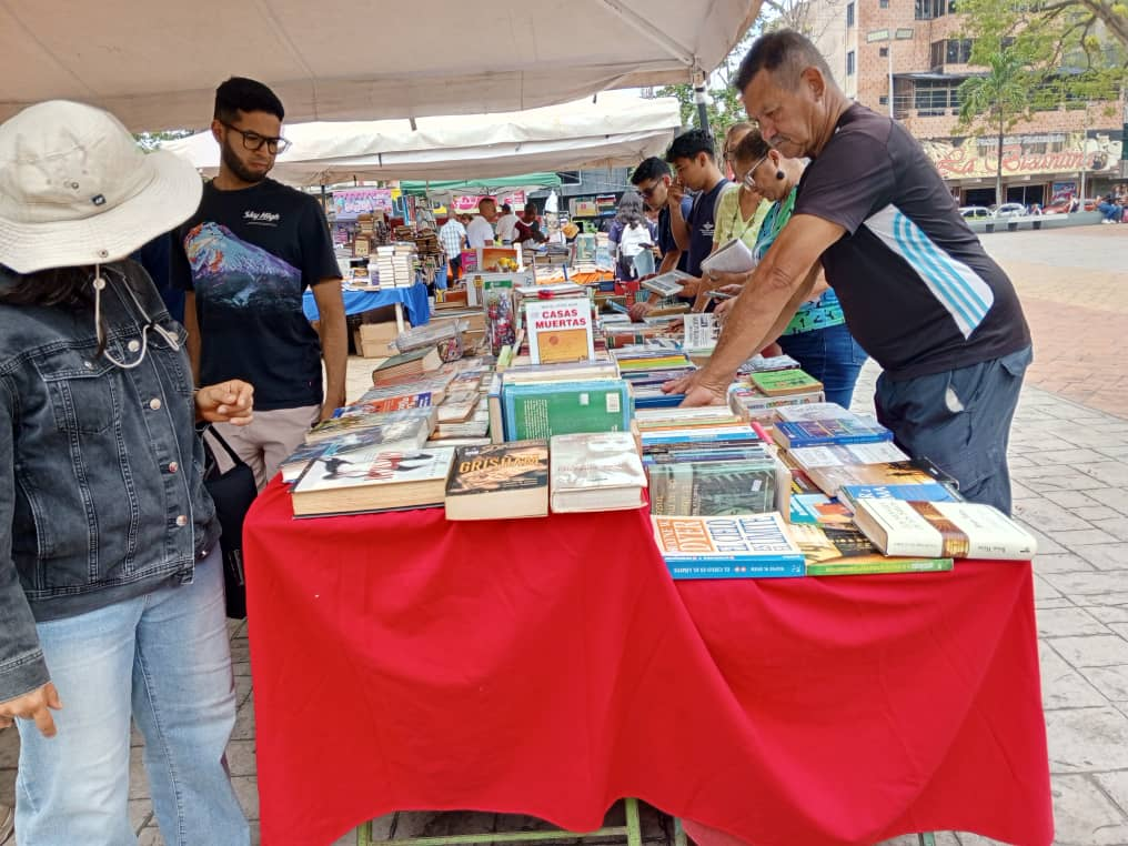 reportan buenas ventas de libros en maturin laverdaddemonagas.com image 2