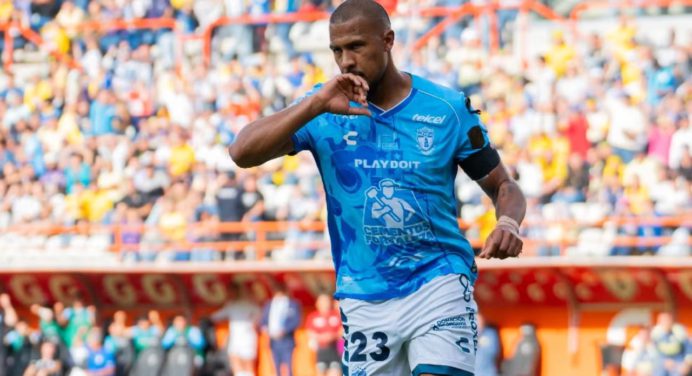 Salomón Rondón le dio el triunfo al Pachuca sobre América