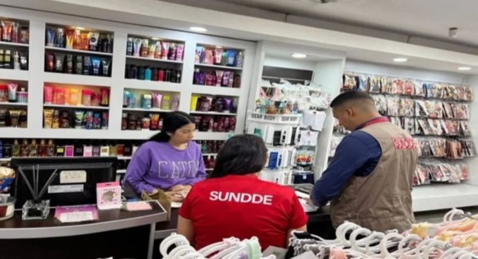 Sundde activó puntos móviles para denuncias sobre tasa del dólar