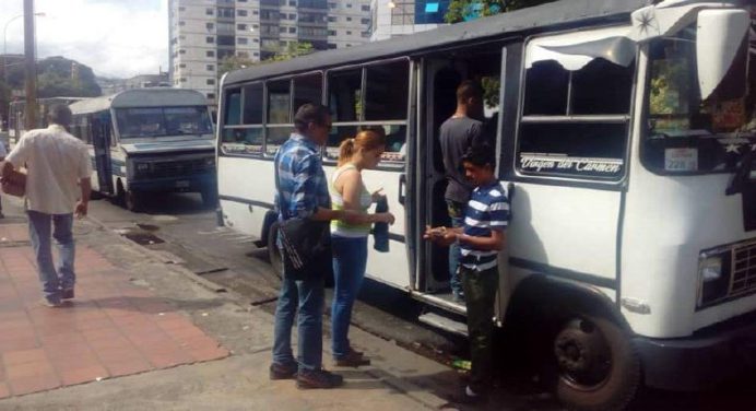 Transportistas proponen tarifa de $ 0,50 para el pasaje urbano