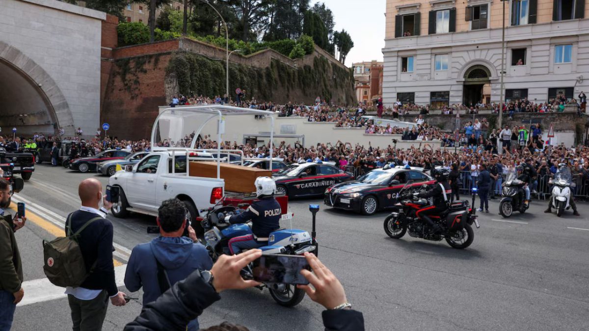Tras multitudinario funeral el Papa Francisco ya descansa en Santa María La Mayor 5 tras multitudinario funeral el papa francisco ya descansa en santa maria la mayor laverdaddemonagas.com la verdad de monagas 10
