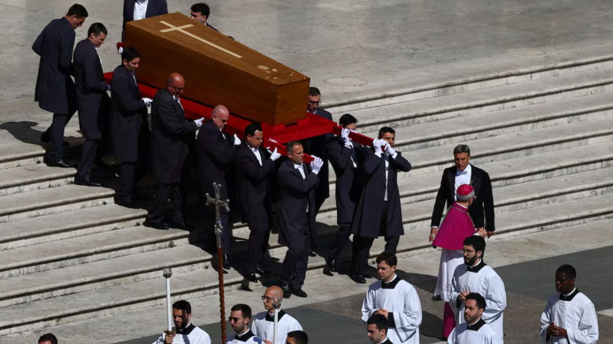 Tras multitudinario funeral el Papa Francisco ya descansa en Santa María La Mayor 7 tras multitudinario funeral el papa francisco ya descansa en santa maria la mayor laverdaddemonagas.com la verdad de monagas 8