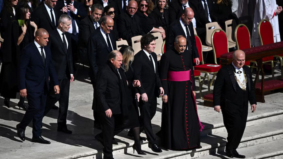 Tras multitudinario funeral el Papa Francisco ya descansa en Santa María La Mayor 6 tras multitudinario funeral el papa francisco ya descansa en santa maria la mayor laverdaddemonagas.com la verdad de monagas 9