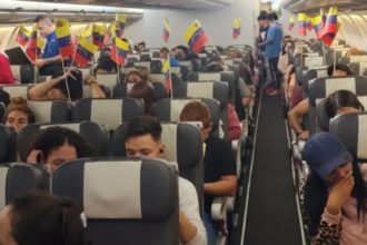 venezolanos arriban al país