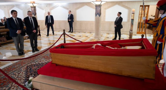Unos 200 mil fieles asistirán al funeral del papa Francisco