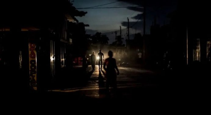 A 11 días del apagón total en Haití siguen las labores para el restablecer el servicio eléctrico