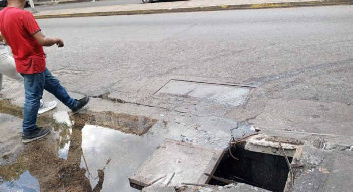 Aceras peligrosas se observan a lo largo de las avenidas en Maturín
