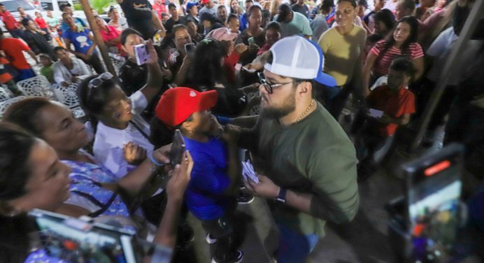 Candidato Ernesto Luna realiza encuentro popular en el sector Patria Nueva