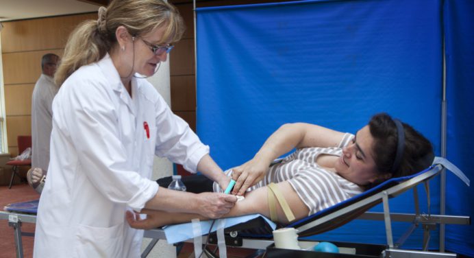 Con mucha satisfacción enfermeras celebraron su día