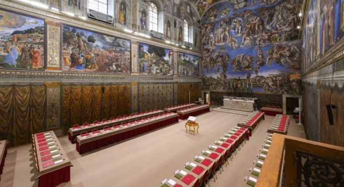 Conoce la Constitución vaticana y los ritos que envuelven el cónclave