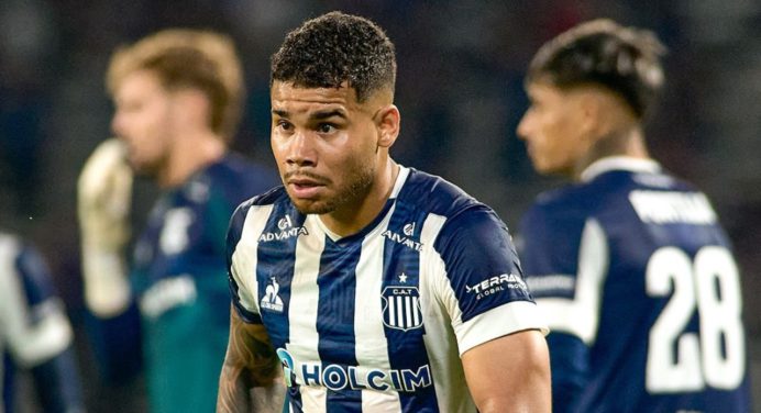 El Vinotinto Miguel Navarro fue víctima de xenofobia en la Copa Libertadores