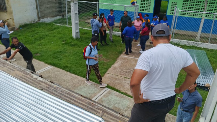 Ernesto Luna cumple con los habitantes de Musipán 1 Musipan