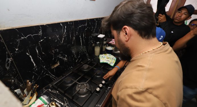 Ernesto Luna entrega proyecto de gasificación en el sector Buena Vista de Maturín