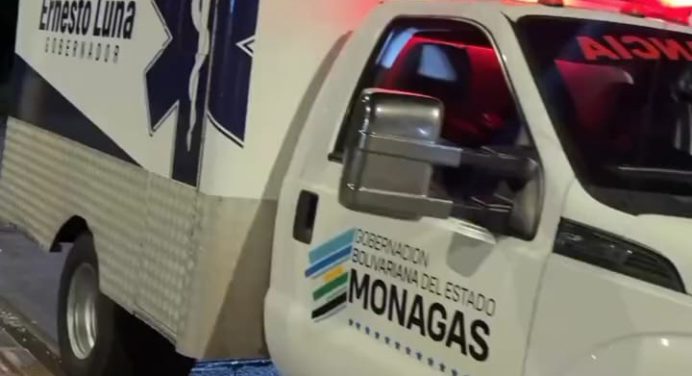 Gobernador Luna entrega ambulancia al hospital “Dr. Pablo Villarroel” de Acosta