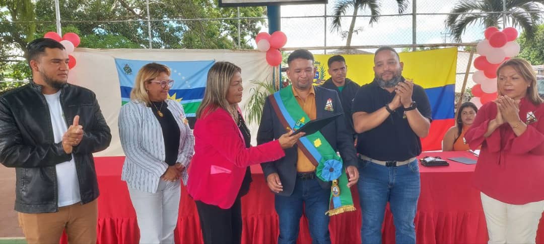 Gobierno y Poder Popular celebraron 90 años de la fundación de Viento Fresco 2 gobierno y poder popular celebraron 90 anos de la fundacion de viento fresco laverdaddemonagas.com cedeno2
