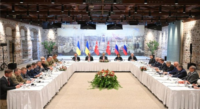 Inician las negociaciones entre Rusia y Ucrania en Estambul luego de dos años