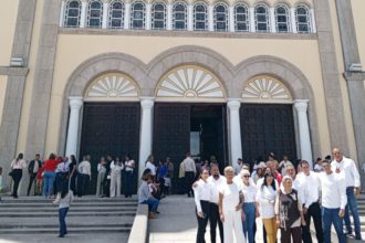 161 jóvenes egresan de la Unesr