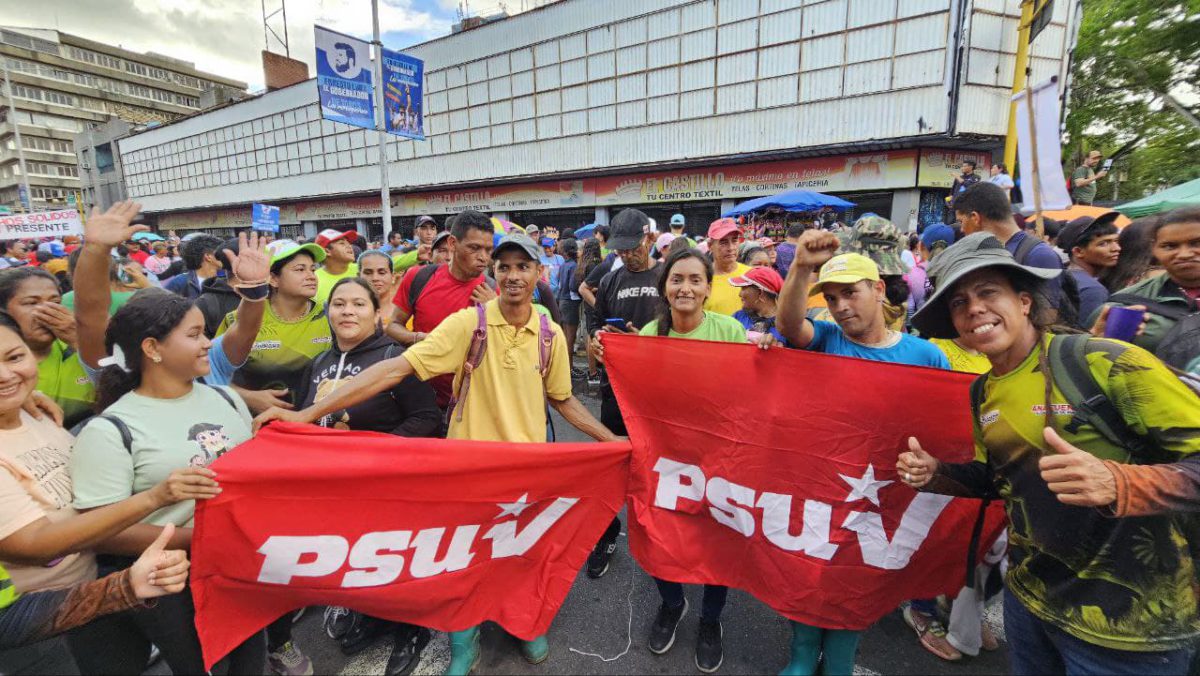 Cabello y Luna cerraron campaña apostando por la construcción de la Monagas potencia 3 monaguenses respaldaron cierre de campana oficialista laverdaddemonagas.com psuv2