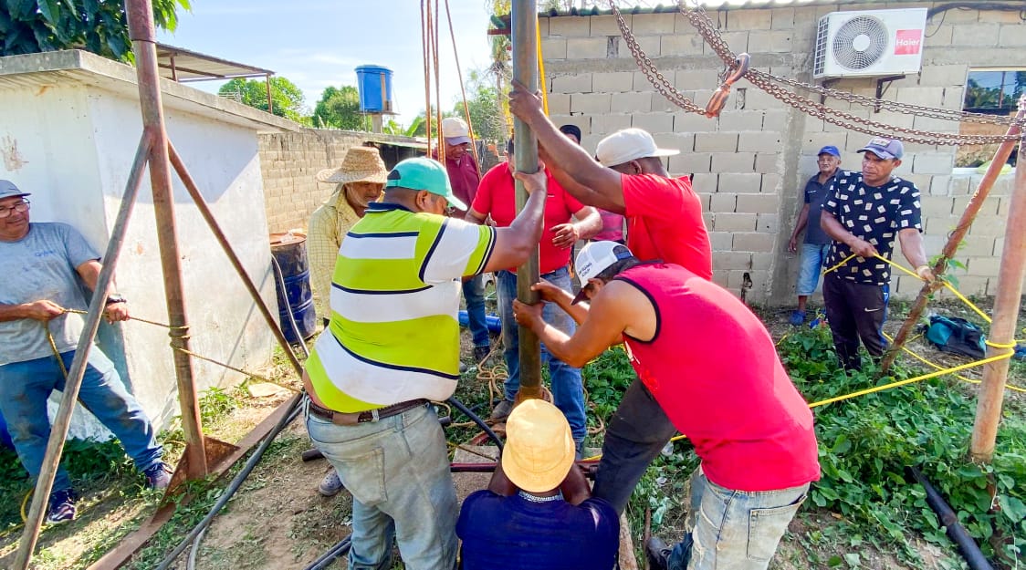 Reactivan servicio de agua potable en Barrancas del Orinoco 2 reactivan servicio de agua potable en barrancas del orinoco laverdaddemonagas.com agua2