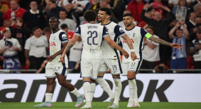 Tottenham volvió a gritar campeón luego de 18 años